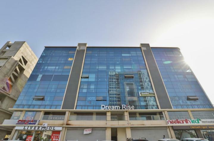 Hotel Pathik Villa Ahmadabad Zewnętrze zdjęcie