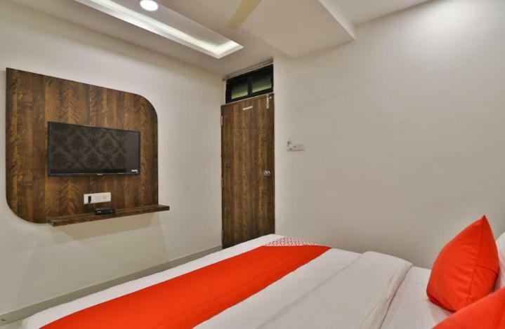 Hotel Pathik Villa Ahmadabad Zewnętrze zdjęcie