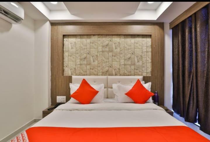 Hotel Pathik Villa Ahmadabad Zewnętrze zdjęcie